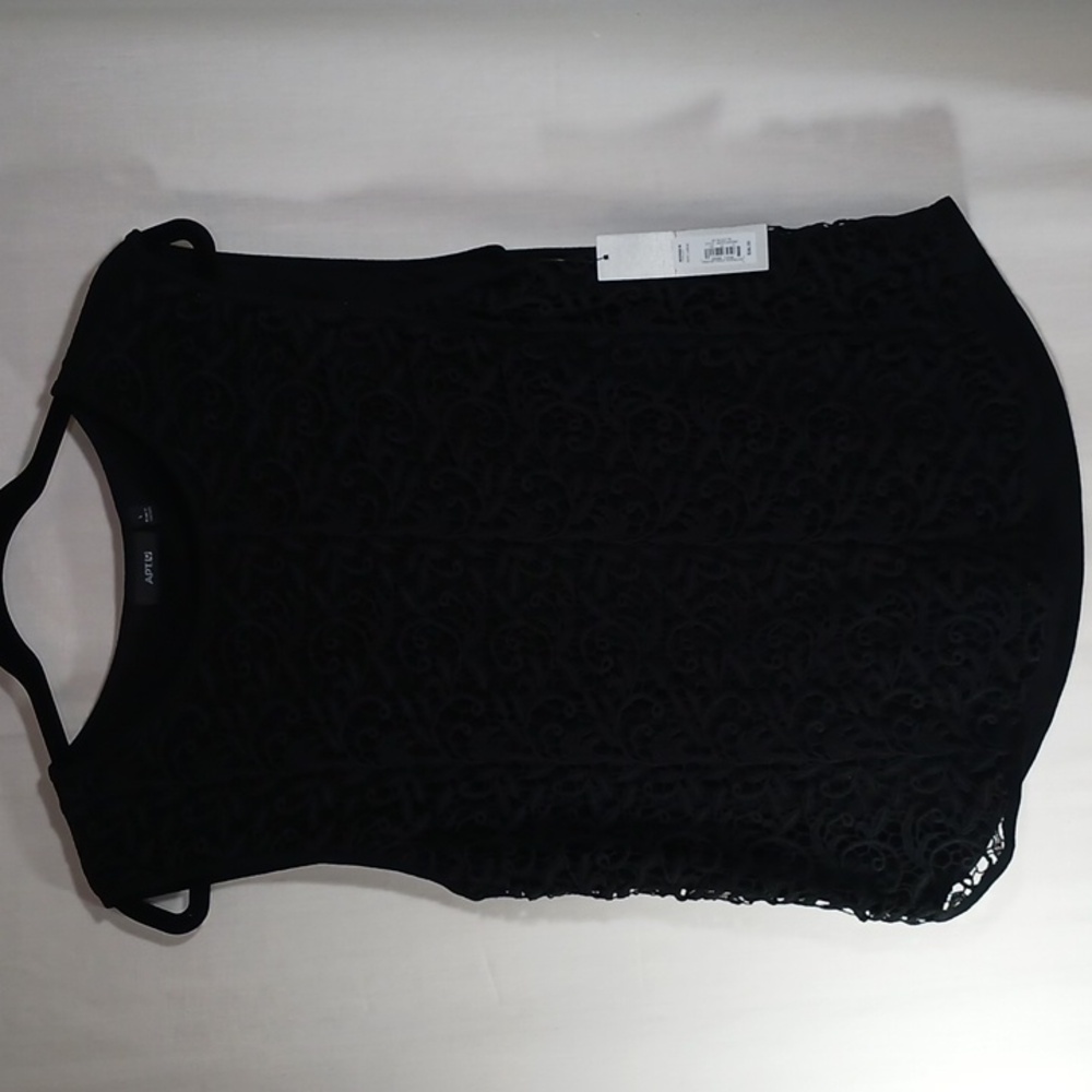 Apt 9, NWT, Sz L, Black Crochet, sleeveless top